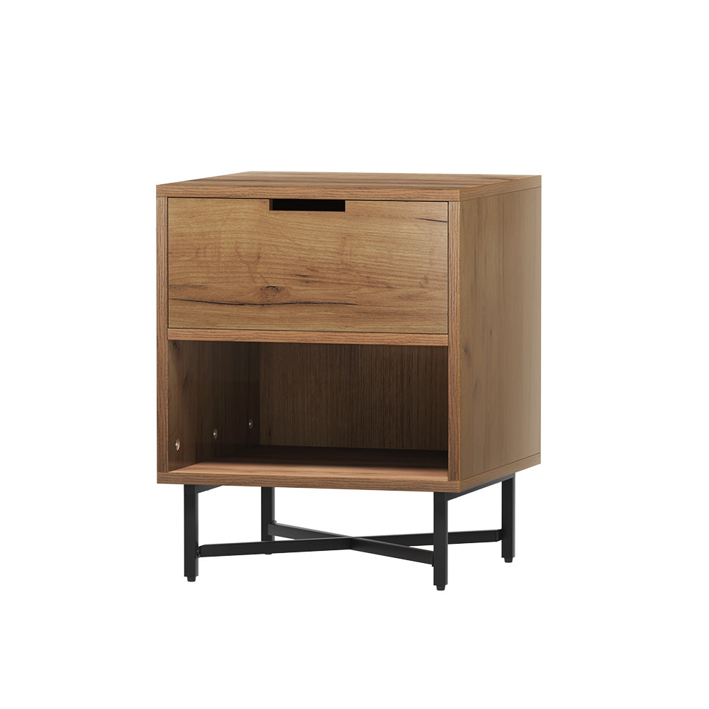 Kravu Rust Oak Bedside Table